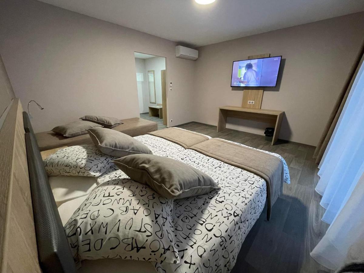 Hotel Maas Val-de-Meuse Dış mekan fotoğraf